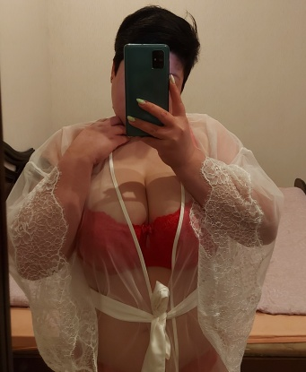 Проститутка Целия